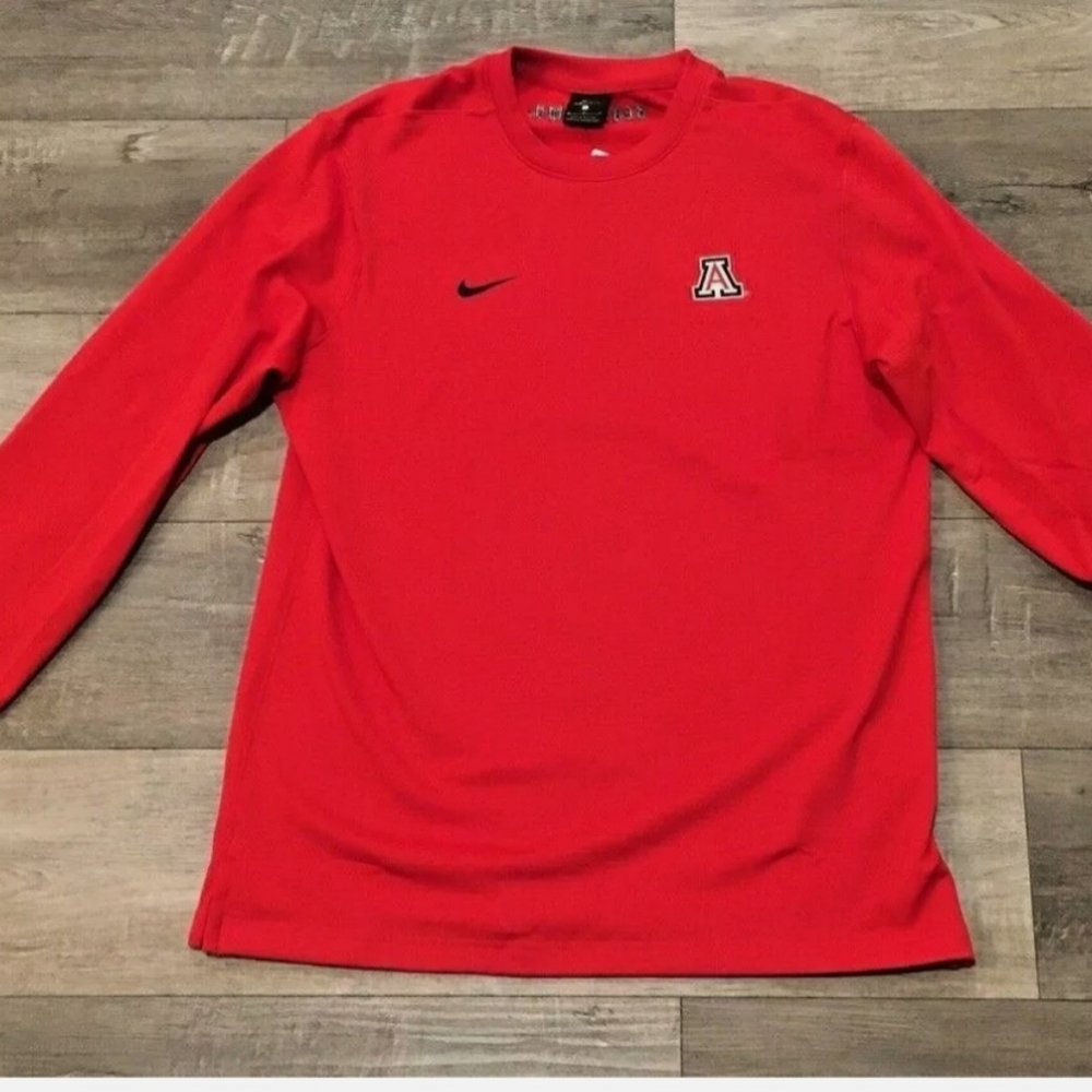 Nike Arizona Wildcats Bear Down On Field Football